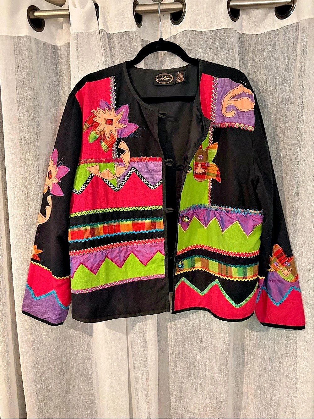 Vintage Allure Wearable Art Jacket XL Patchwork Appliqué Colorful Boho 90s